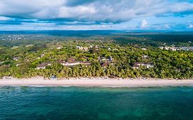 Diani Reef Beach Resort And Spa